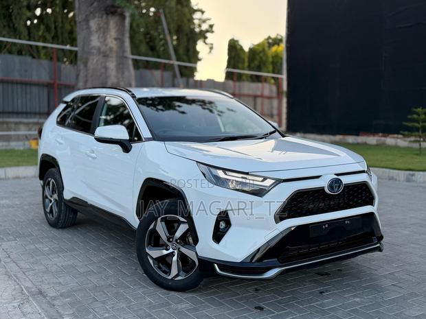 Toyota RAV4 2025 White