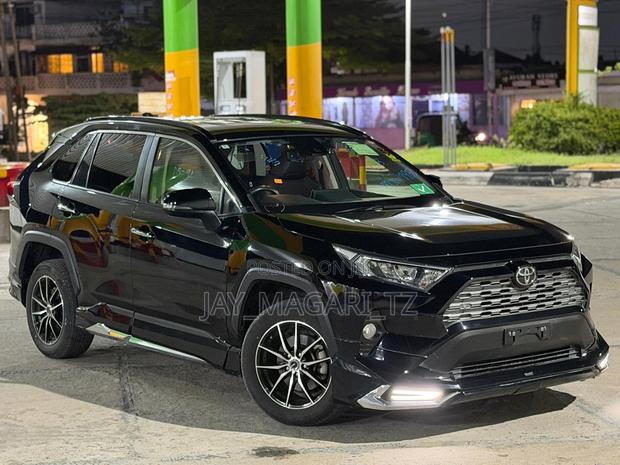 Toyota RAV4 2020 Black