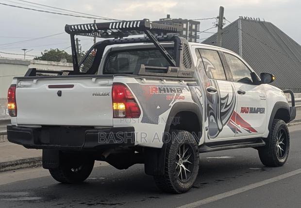 Toyota Hilux Revo Double Cab Deisel 2.8 AWD 2018 White