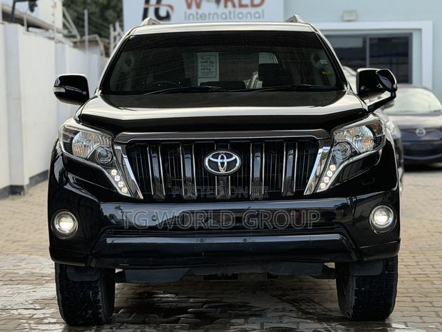 Toyota Land Cruiser Prado 2.8 D-4D 2015 Black