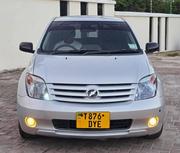 Toyota IST 2005 Silver for sale