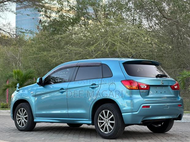 Mitsubishi RVR 2.0 2011 Blue