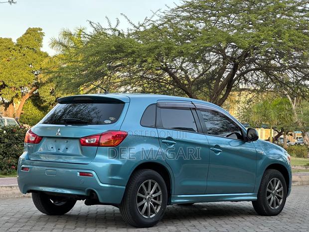 Mitsubishi RVR 2.0 2011 Blue