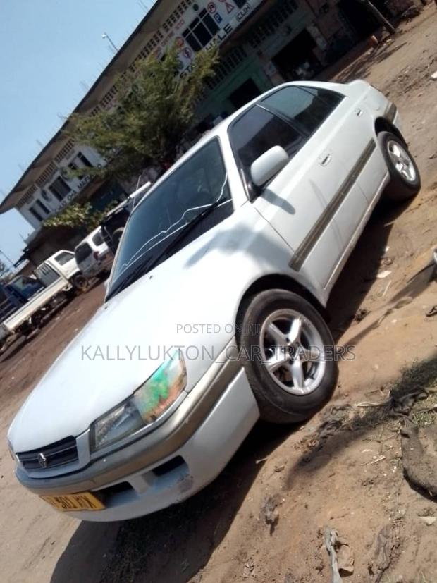 Toyota Corona Premio 1998 White