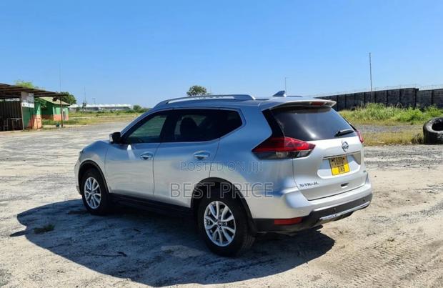 Nissan X-Trail 2019 Silver