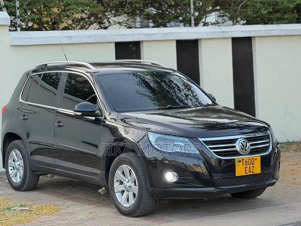 Volkswagen Tiguan 2.0 S 2009 Black