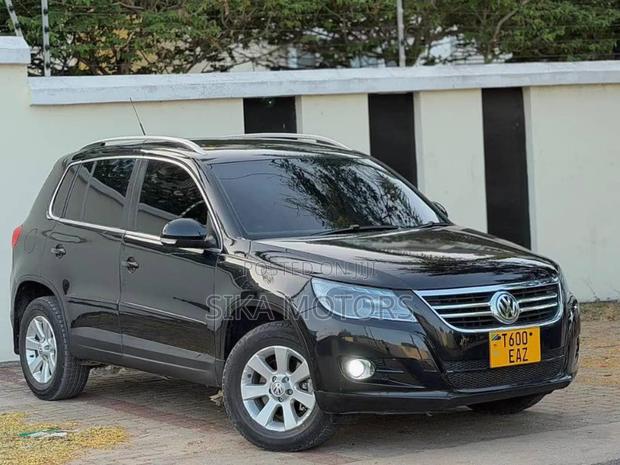 Volkswagen Tiguan 2.0 S 2009 Black