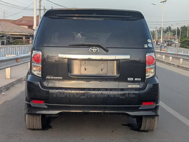 Toyota Rumion 1.5 FWD 2021 Black