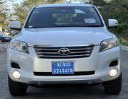 Toyota Vanguard 2009 Off white for sale