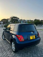 Toyota IST 2004 Blue for sale