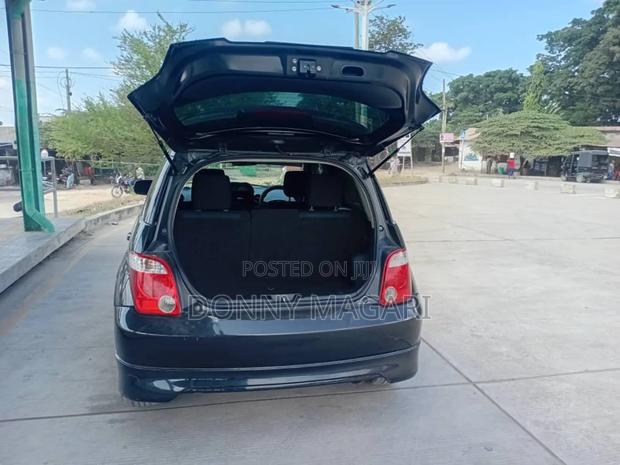 Toyota IST 2006 Black