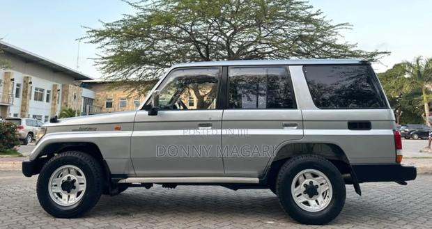 Toyota Land Cruiser Prado 2.4 DT 1995 Silver