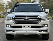 Toyota Land Cruiser 2018 White for sale