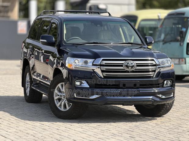 Toyota Land Cruiser 2019 Blue