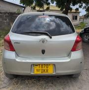 Toyota Vitz 2005 Silver for sale