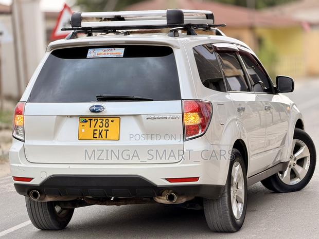 Subaru Forester 2010 White