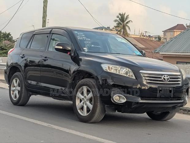 Toyota Vanguard 2009 Black