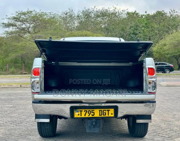 Toyota Hilux 2.0 VVT-i 2011 Silver