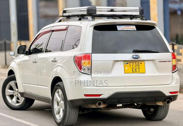Subaru Forester 2011 White