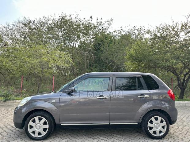 Mazda Verisa 2008 Gray