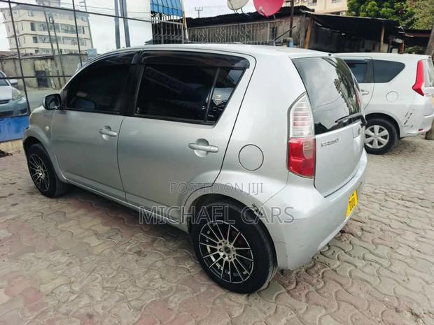 Toyota Passo 2006 Silver