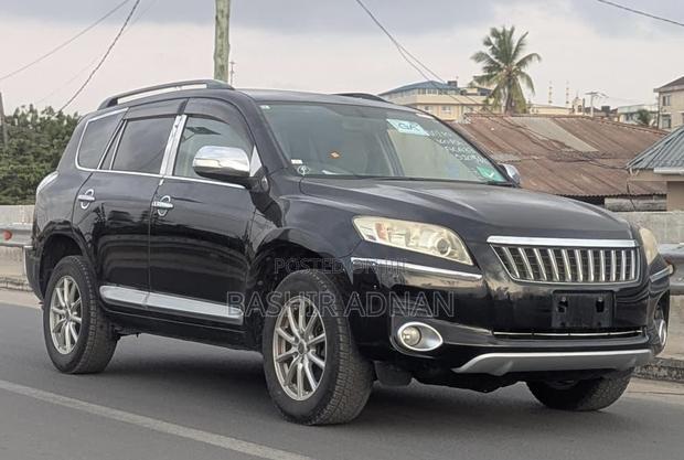 Toyota Vanguard 2008 Black