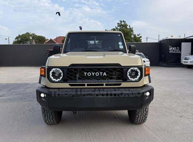 Toyota Land Cruiser 2024 Beige
