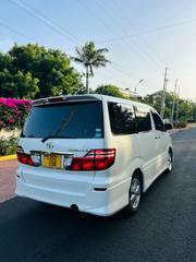 Toyota Alphard 2.4 Petrol AWD 2007 White for sale