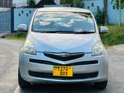 Toyota Ractis 2006 Silver for sale