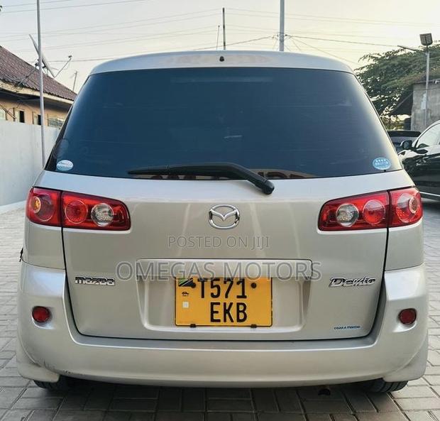Mazda Demio 2007 Gold