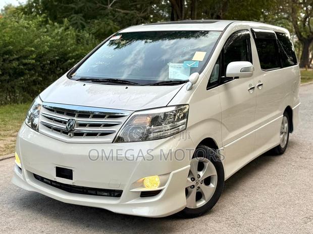 Toyota Alphard 2.4 Petrol FWD 2006 Pearl