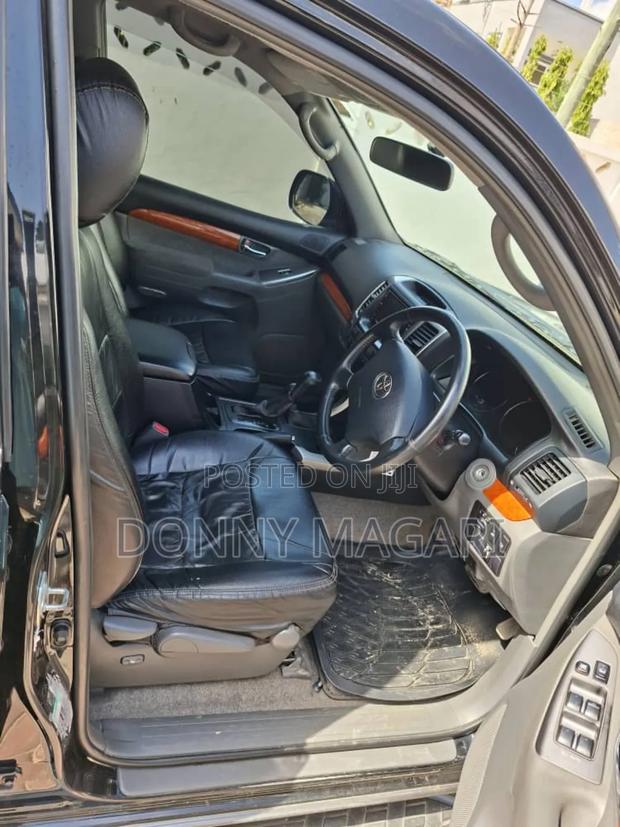 Toyota Land Cruiser Prado 2007 Black