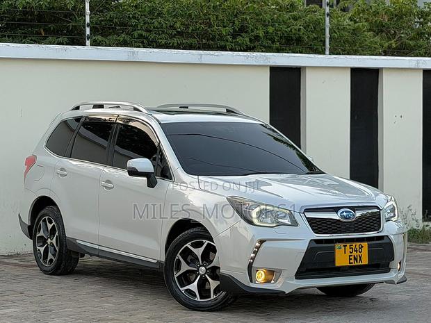 Subaru Forester 2015 White