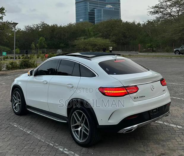 Mercedes-Benz GLE-Class 2016 White