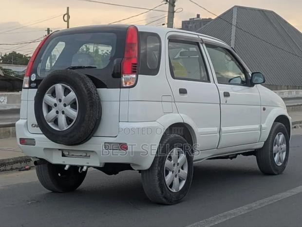 Toyota Cami 2003 White