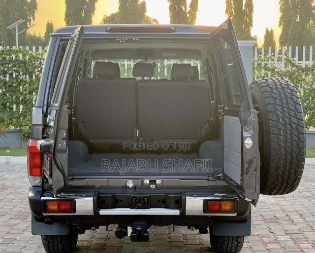 New Toyota Land Cruiser 79 Series 2025 Gray