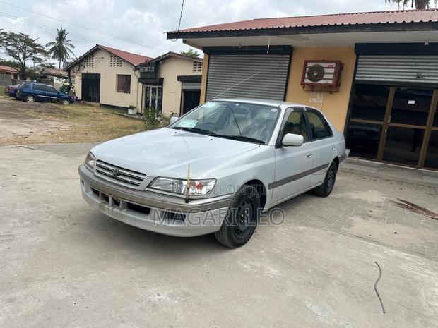 Toyota Premio 2002 Silver