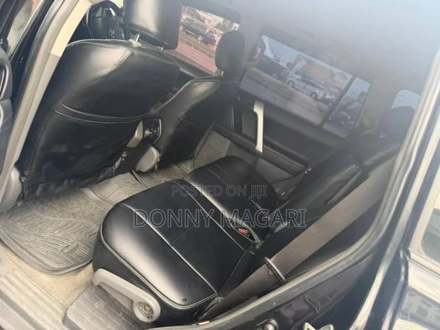 Toyota Land Cruiser Prado 2.8 D-4D 2015 Gray