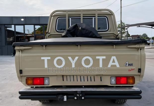 Toyota Land Cruiser 2024 Brown