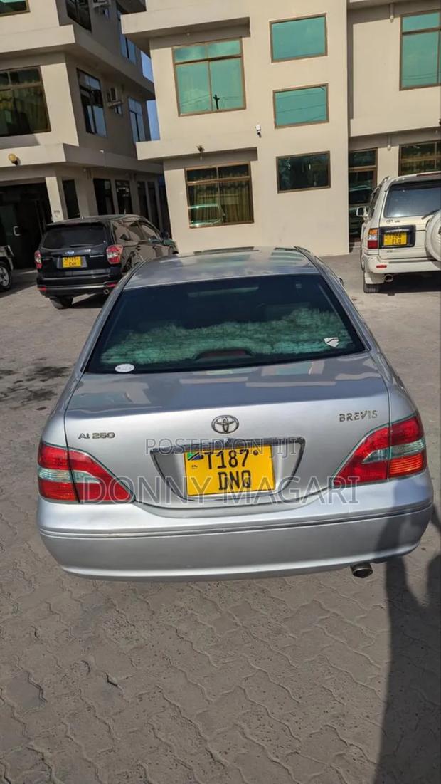 Toyota Brevis 2005 Silver