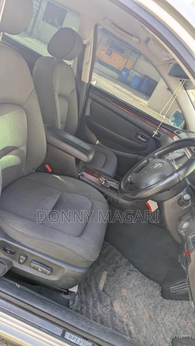Toyota Brevis 2005 Silver