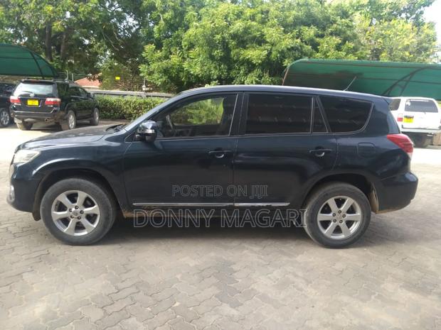 Toyota Vanguard 2007 Black