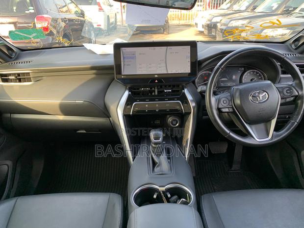 Toyota Harrier 2021 White