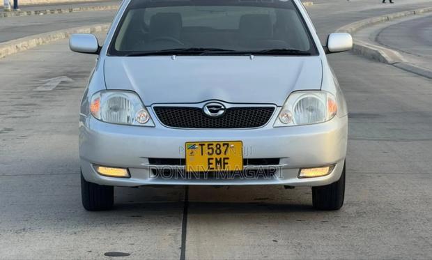 Toyota Corolla RunX 2003 Silver