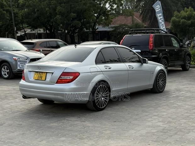 Mercedes-Benz C-Class 2012 Silver