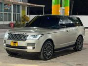 Land Rover Range Rover Vogue 2015 Gold for sale