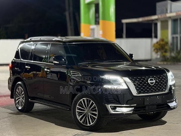 Nissan Patrol 2020 Black