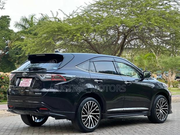 Toyota Harrier 2015 Black