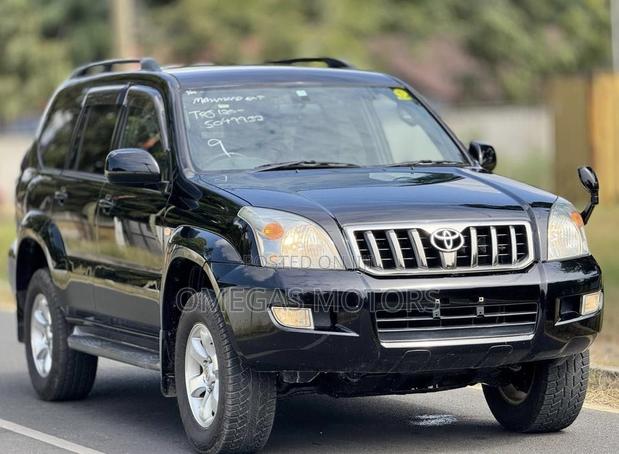 Toyota Land Cruiser Prado 2006 Black