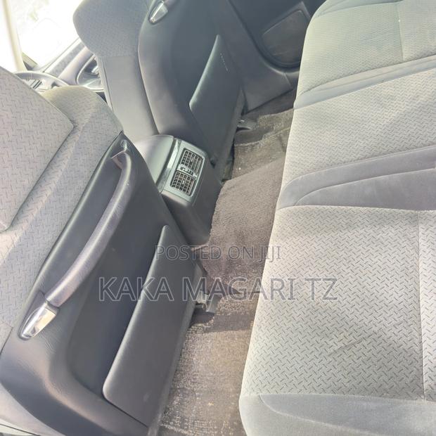 Toyota Crown 2007 White
